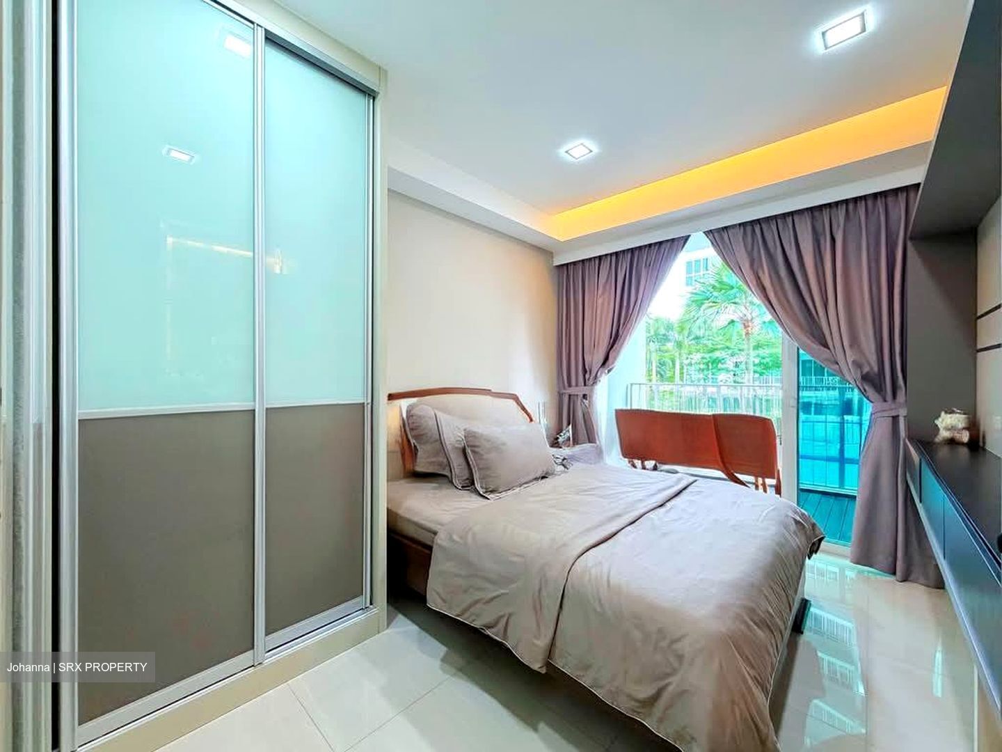 1 Canberra (D27), Condominium #556850631